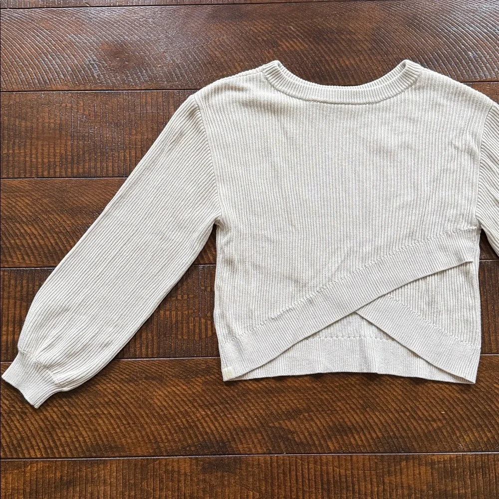 LULULEMON Reversible CrossOver Sweater Size 4 Balletcore Yoga - Picture 3 of 7